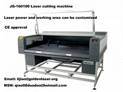 Movable laser cutting machine with double laser heads