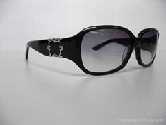 DESIGNER SUNGLASSES 