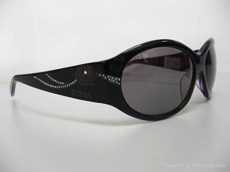 2011 SUNGLASSES 