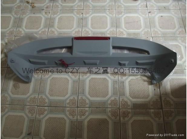 Ford Fiesta hatchback tail wing 2