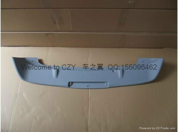 Nissan Livina tail wing  2