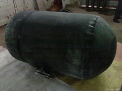 Rubber bladder for foam tanks