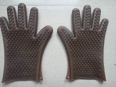 Silica heat insulation glove