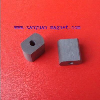 Ferrite magnet 2