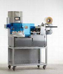 Automatic wrapping sushi machine