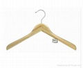 Wooden suit hanger 1