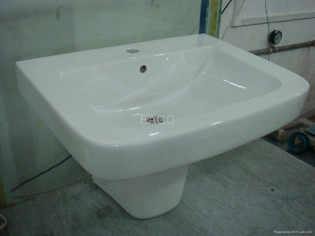 cerami washbasin with pedestal 5