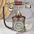 antique telephone 1