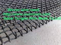 Vibrating wire mesh 1