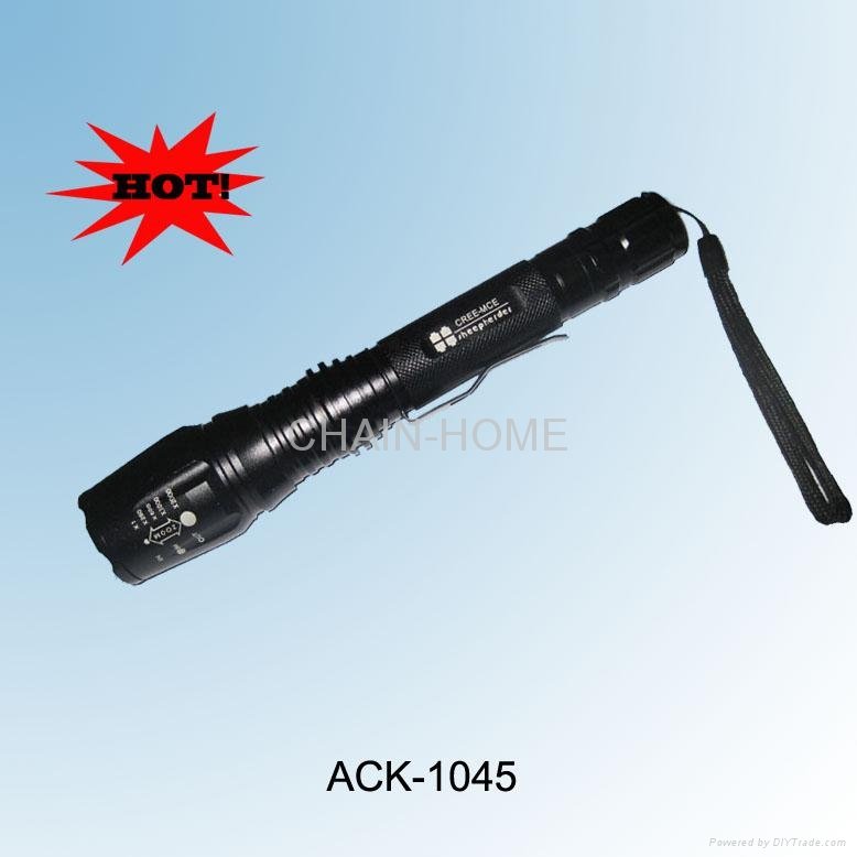 CREE MCE Super power flashlight wiht ZOOM IN/OUT funcation
