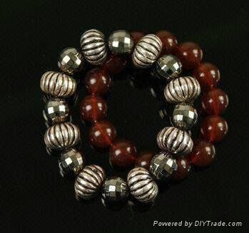 fahion bracelets 2