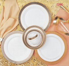 gold dinner set