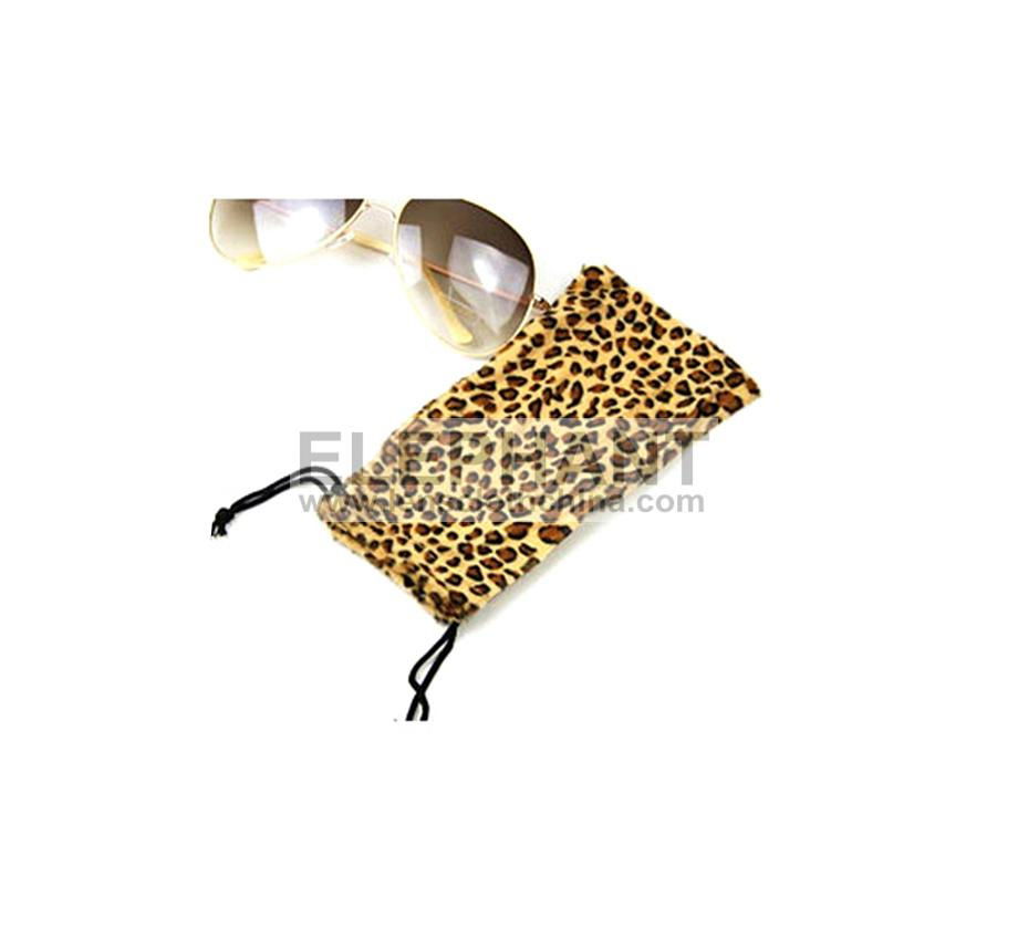 eyeglasses pouch