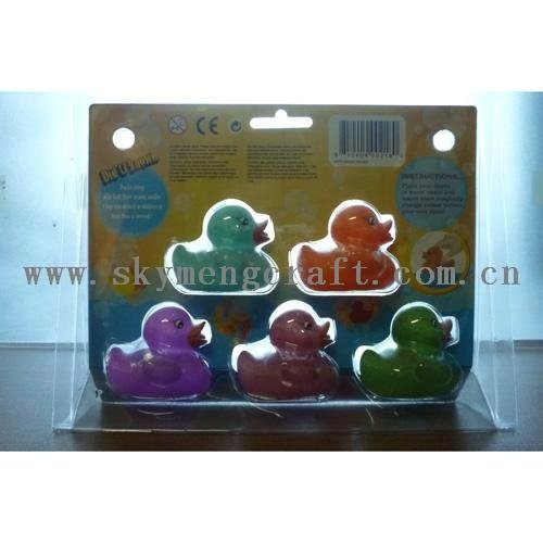 color changing rubber duck 2