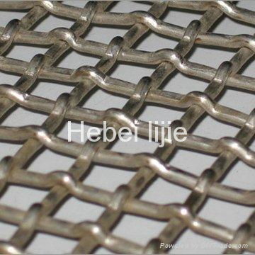 crimped wire mesh 4