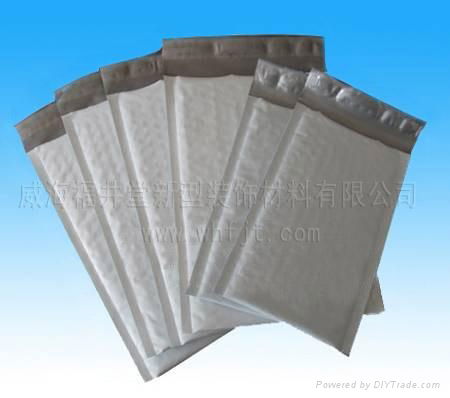 Co-extruded Poly  bubble  Mailer