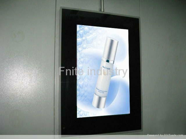 Fnite 22 inch vertical lcd advertising player 2