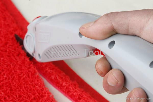 rechargeable electric scissors 3