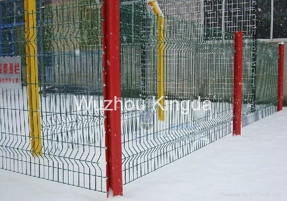 Peach-shaped Wire Mesh Fence 5