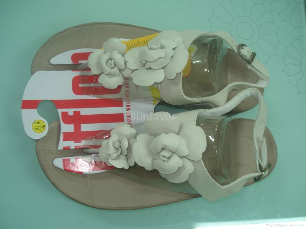 供應正品FITFLOP 2朵花