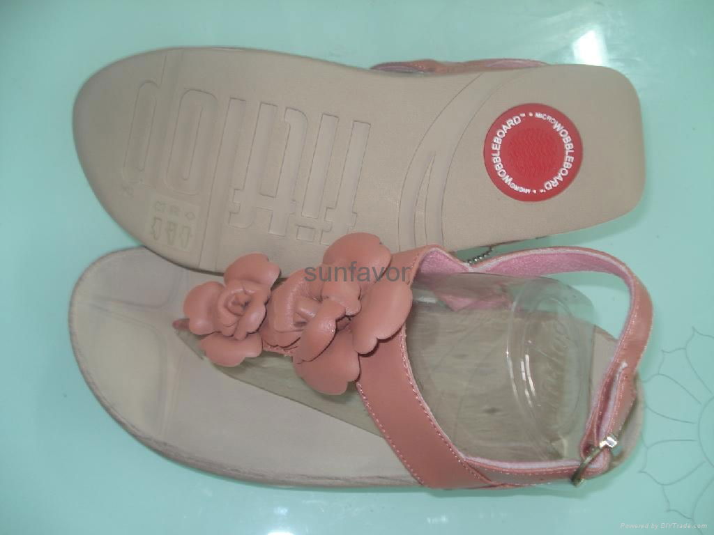 供應正品FITFLOP 2朵花 3