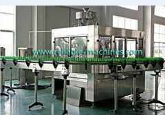 Carbonated drink filling machine