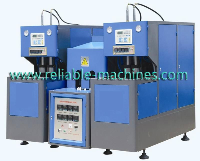 Bottle blow moulding machine