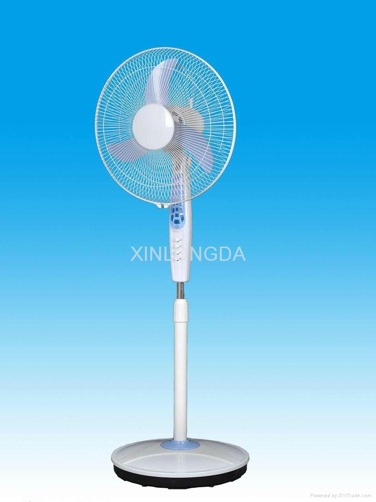 supplier emergency DC/AC fan with battery and solar panels 3