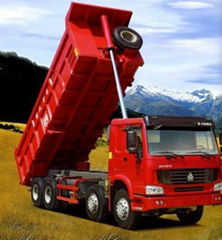 SINOTRUK HOWO DUMP TRUCK 6X4 