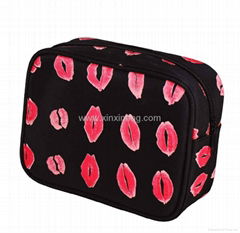 Cosmetic bag