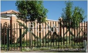 sell palisade fence 2