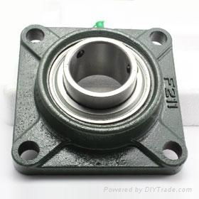 UCT 202-10 pillow block bearing 2