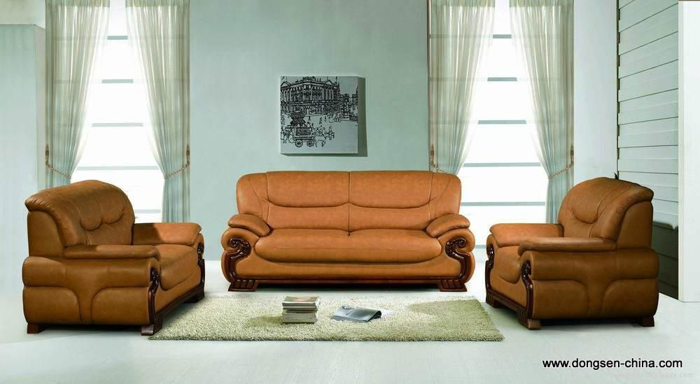 LEATHER LIVNG ROOM SOFA 