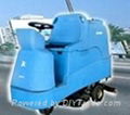 SCRUBBER DRYER 1