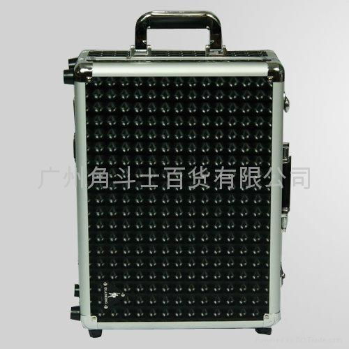 Beauty case with trolly and light D9553 3