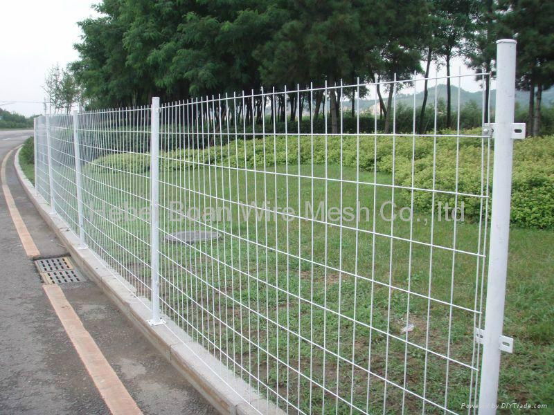 roadside fence  2