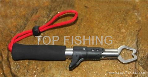 fishing lure lip gripper fish controller 3