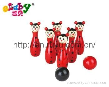 wooden bowling balls with bears 4
