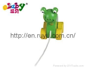 wooden pull along toy with cow 4