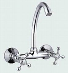 Single level brass kitchen faucet 