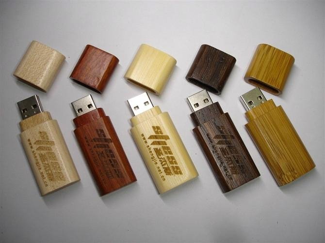 Wooden USB Flash Drive 3