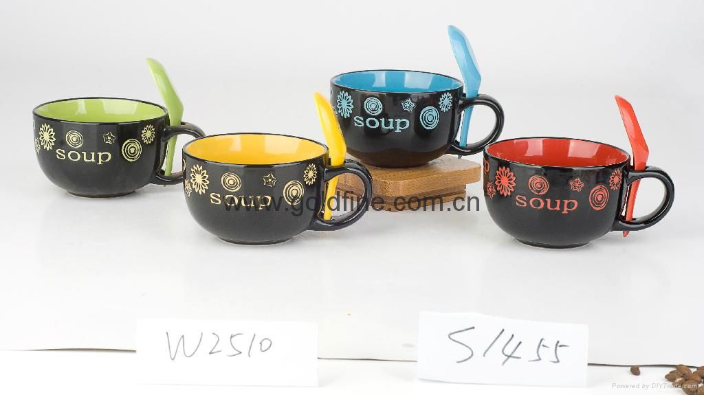 16 oz soup mug with spoon 2