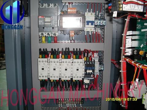 Special mould temperature controllers for compression casting 4