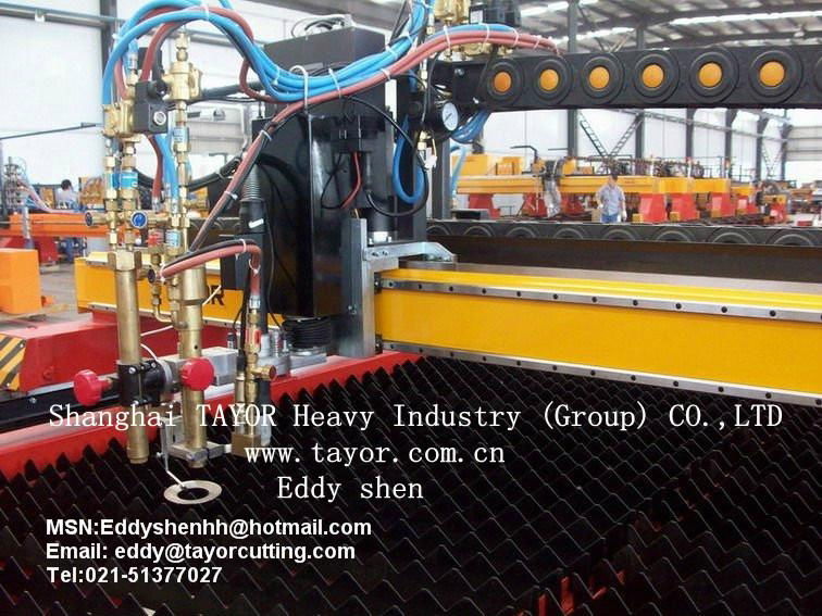 CNC plasma cutting machine,CNC steel plate cutting machine  3