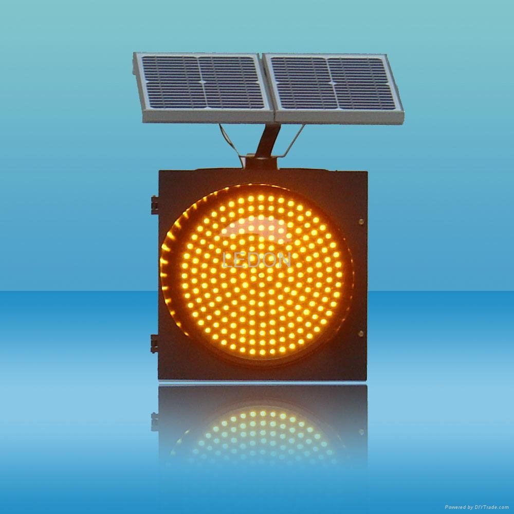 300mm Solar Assemblage LED Traffic Signal Light