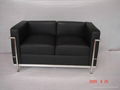 Le Corbusier Sofa LC2  3