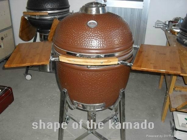  Ceramic Kamado Grill 4