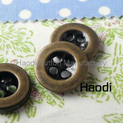 4hole Brass Button 2