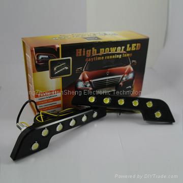 Water-resistant Auto LED DRL Daytime Running Light with High Power Long Lifespan