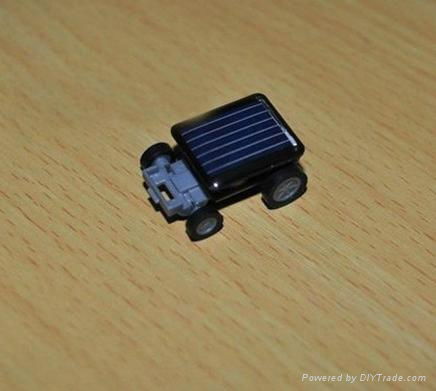 Solar toy car/racer the smallest running car in the world